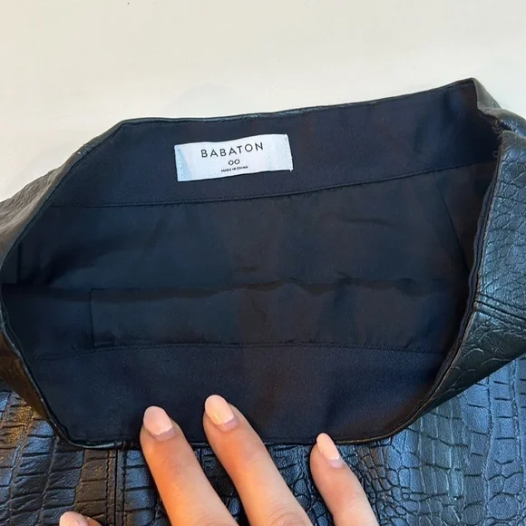 🆕🔥 ARITZIA Babaton Hopper Faux Vegan Leather SIZE 00
